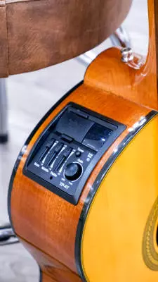 Takamine - GC1CE-NAT Classical Acoustic-Electric Guitar - Natural Gloss 2